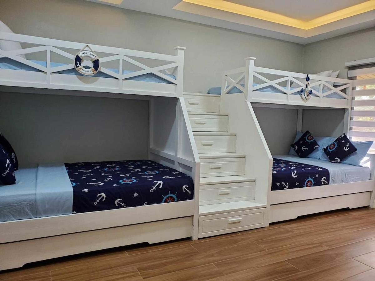 Redwood Cabin Bolinao Kültér fotó