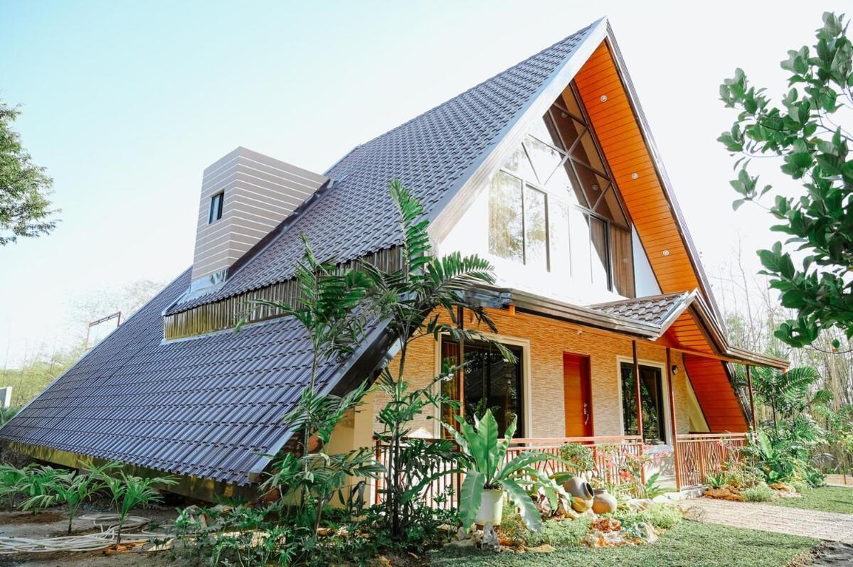 Redwood Cabin Bolinao Kültér fotó